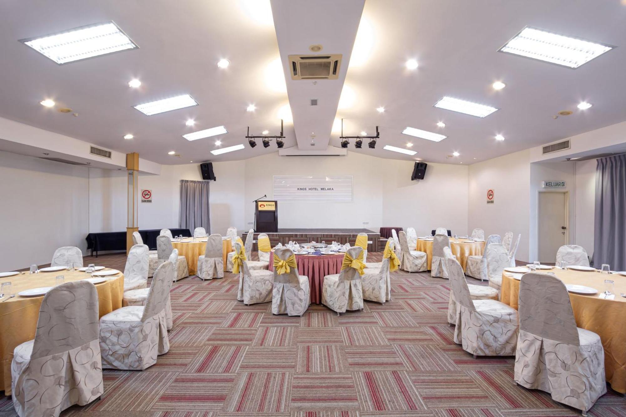 Kings Hotel Melaka מראה חיצוני תמונה