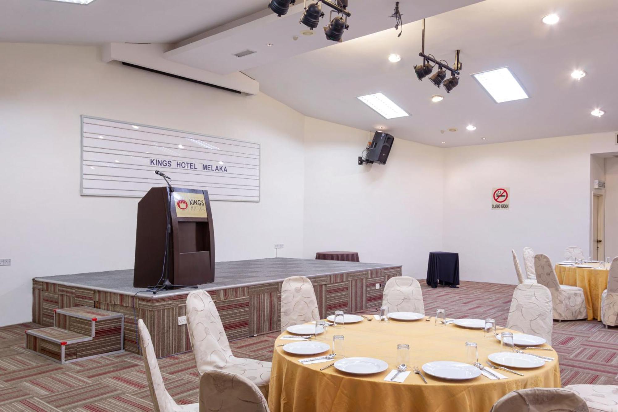 Kings Hotel Melaka מראה חיצוני תמונה