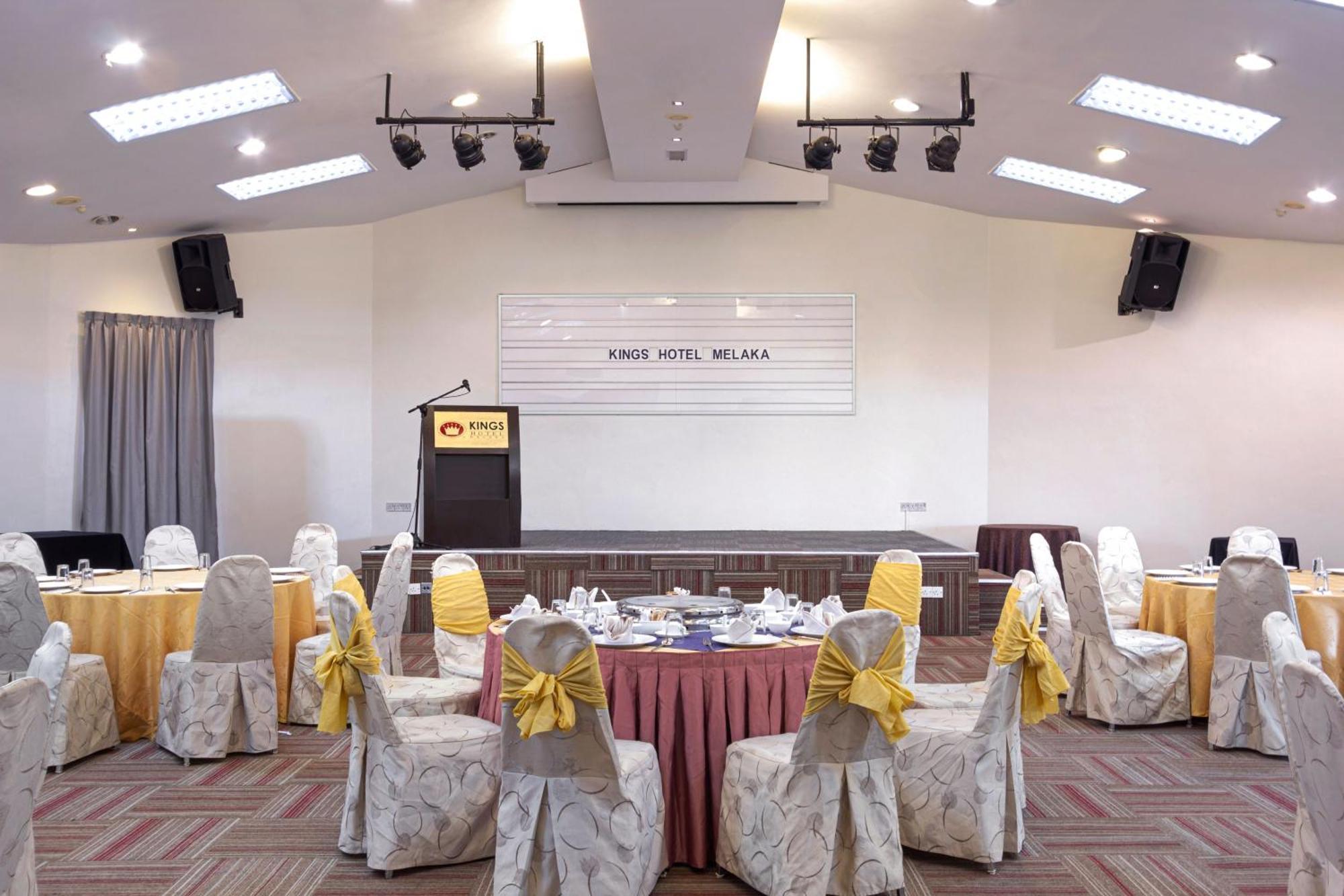 Kings Hotel Melaka מראה חיצוני תמונה