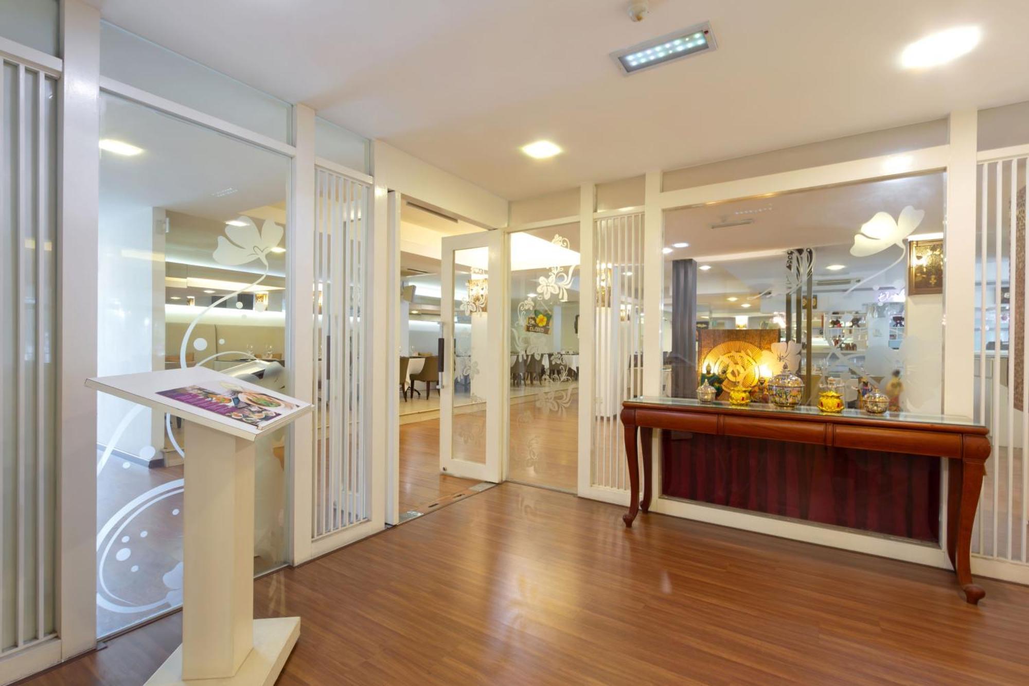 Kings Hotel Melaka מראה חיצוני תמונה